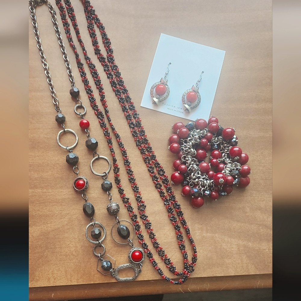Jewelry bundle 5/$25
